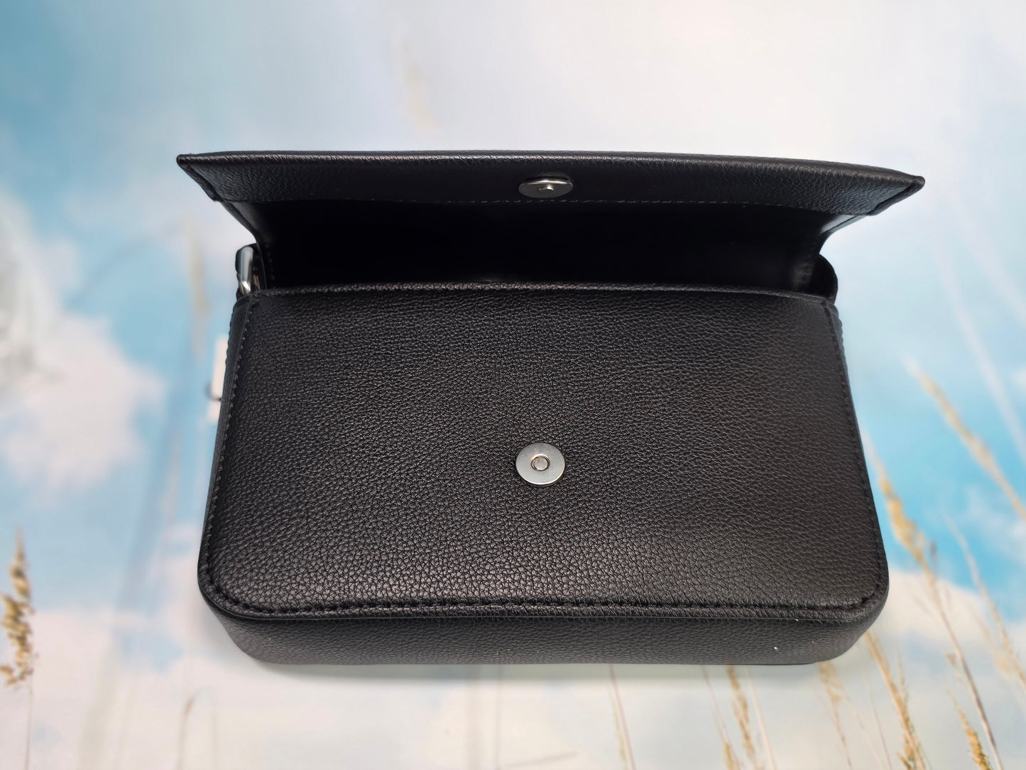 Calvin Klein All Day Phone Flap Crossbody