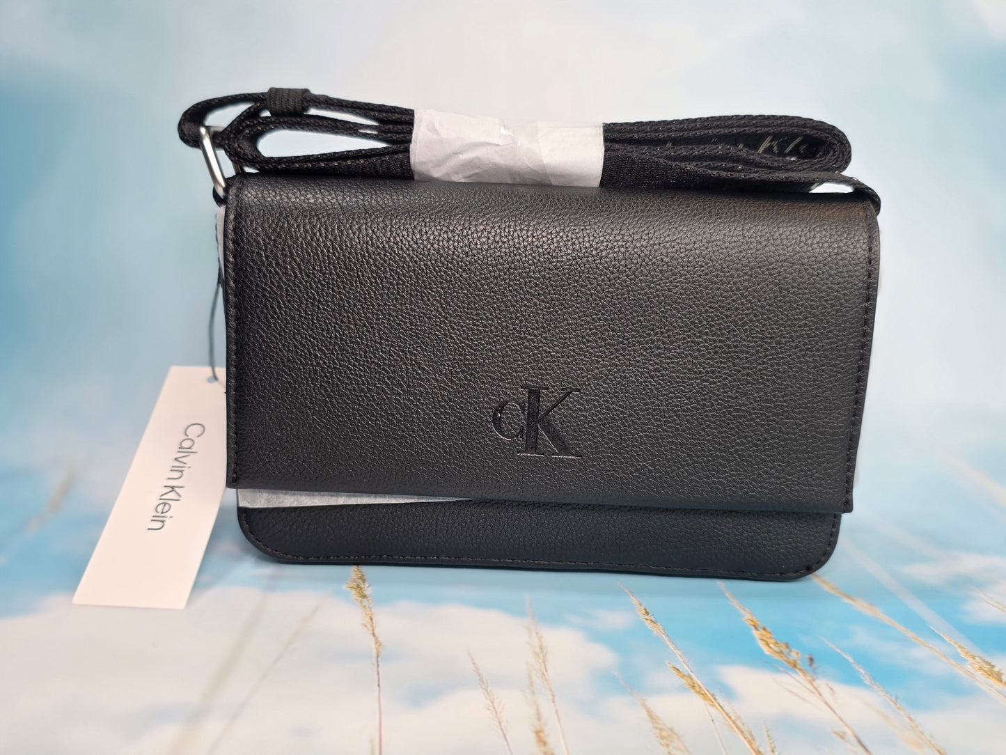 Calvin Klein All Day Phone Flap Crossbody