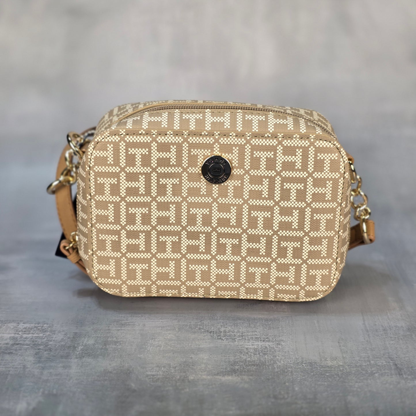 Tommy Hilfiger Shay II Natural Medium