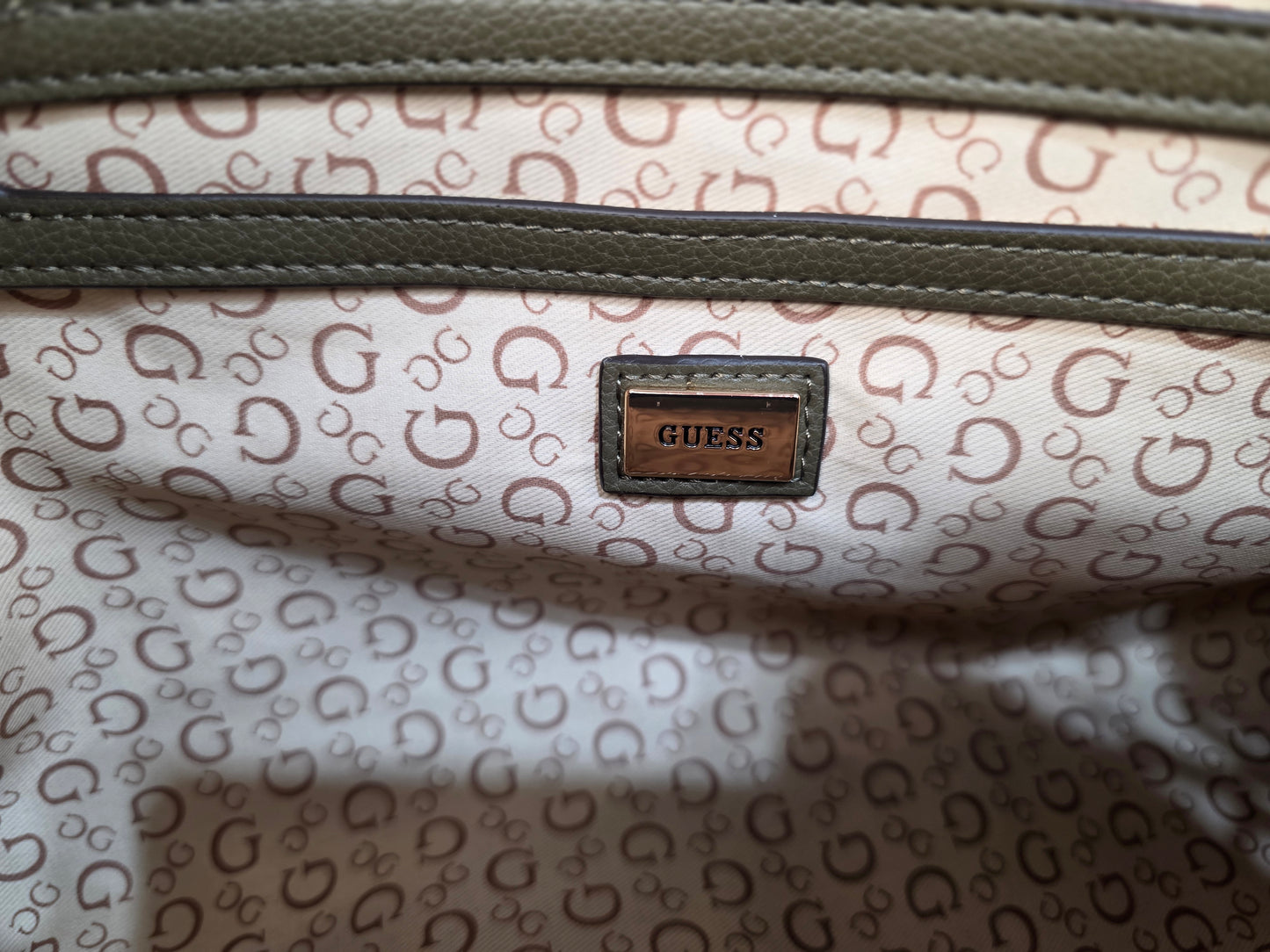 Guess Doretta Olive