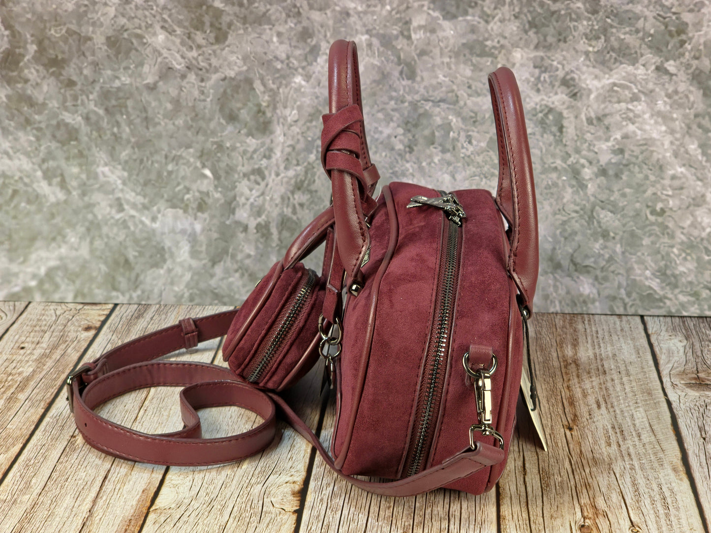 Steve Madden Bdiver-s Bloodstone Crossbody/Handbag Set