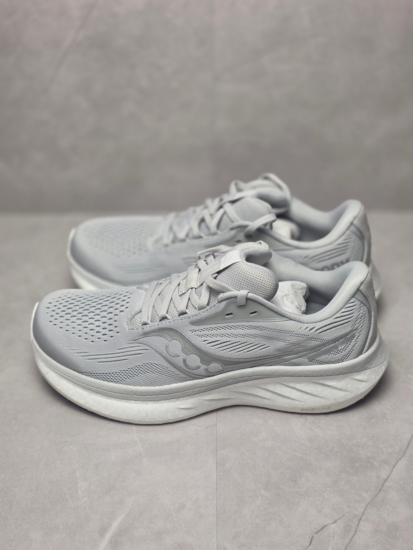 Saucony