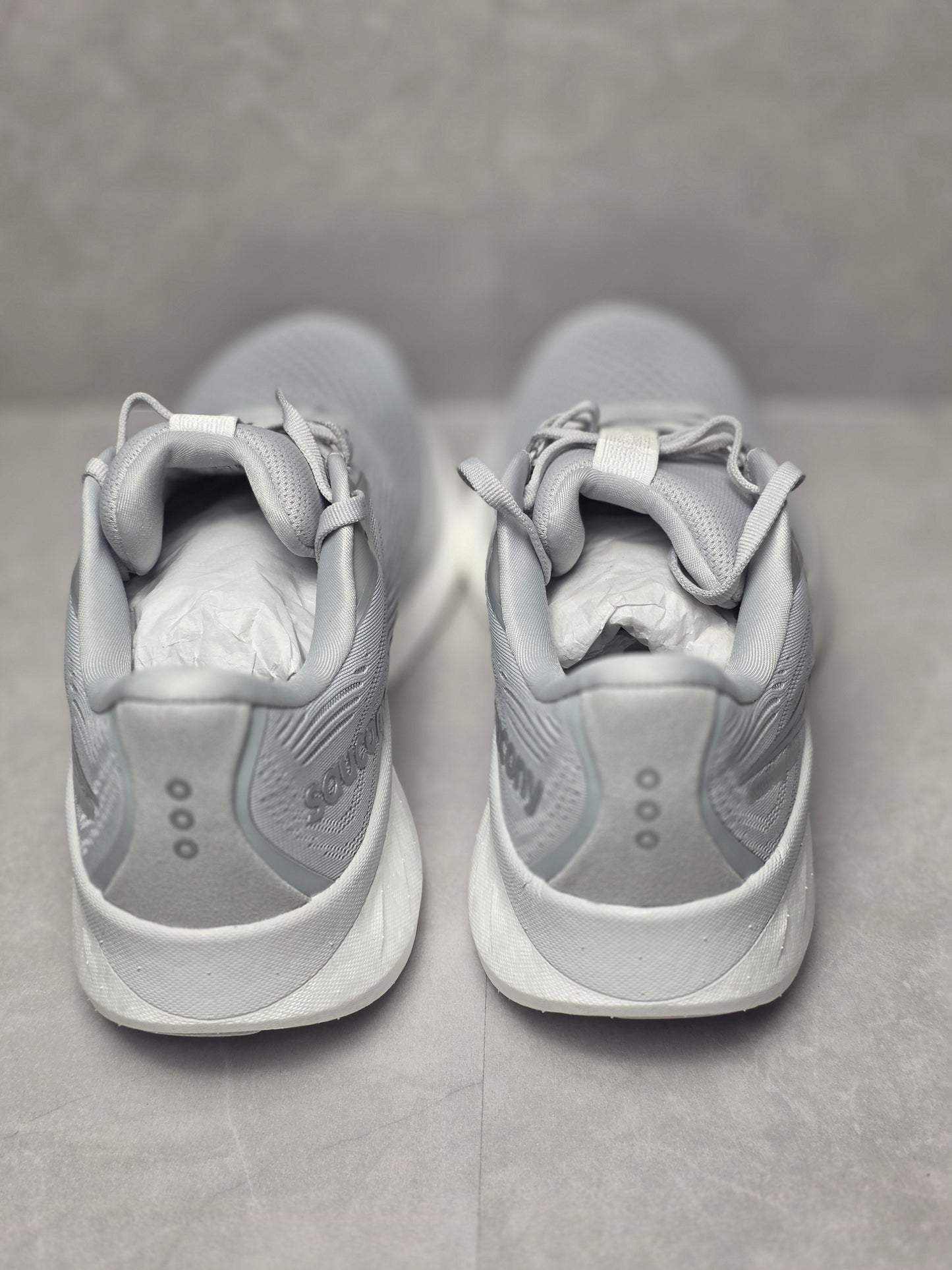 Saucony