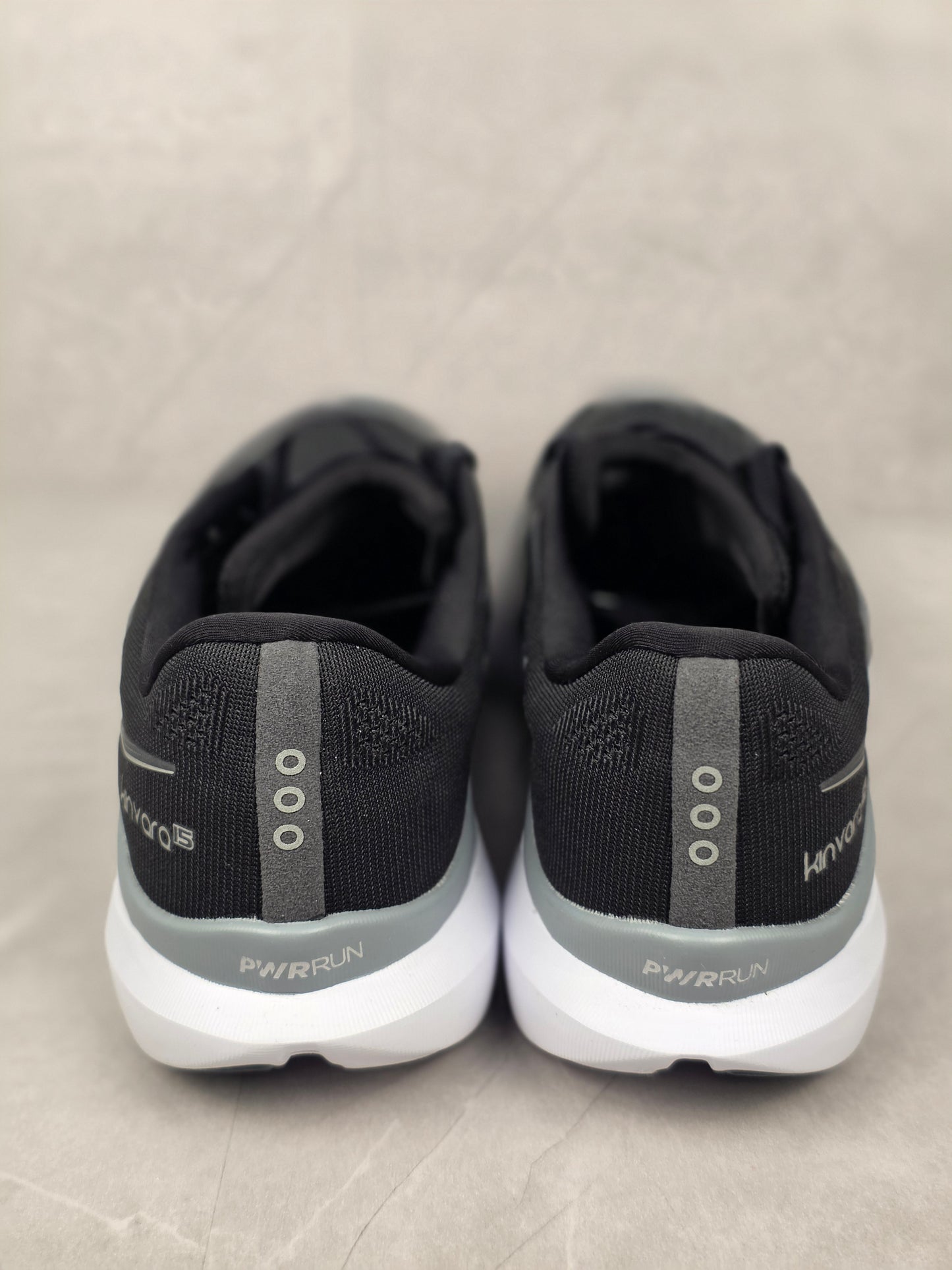 Saucony