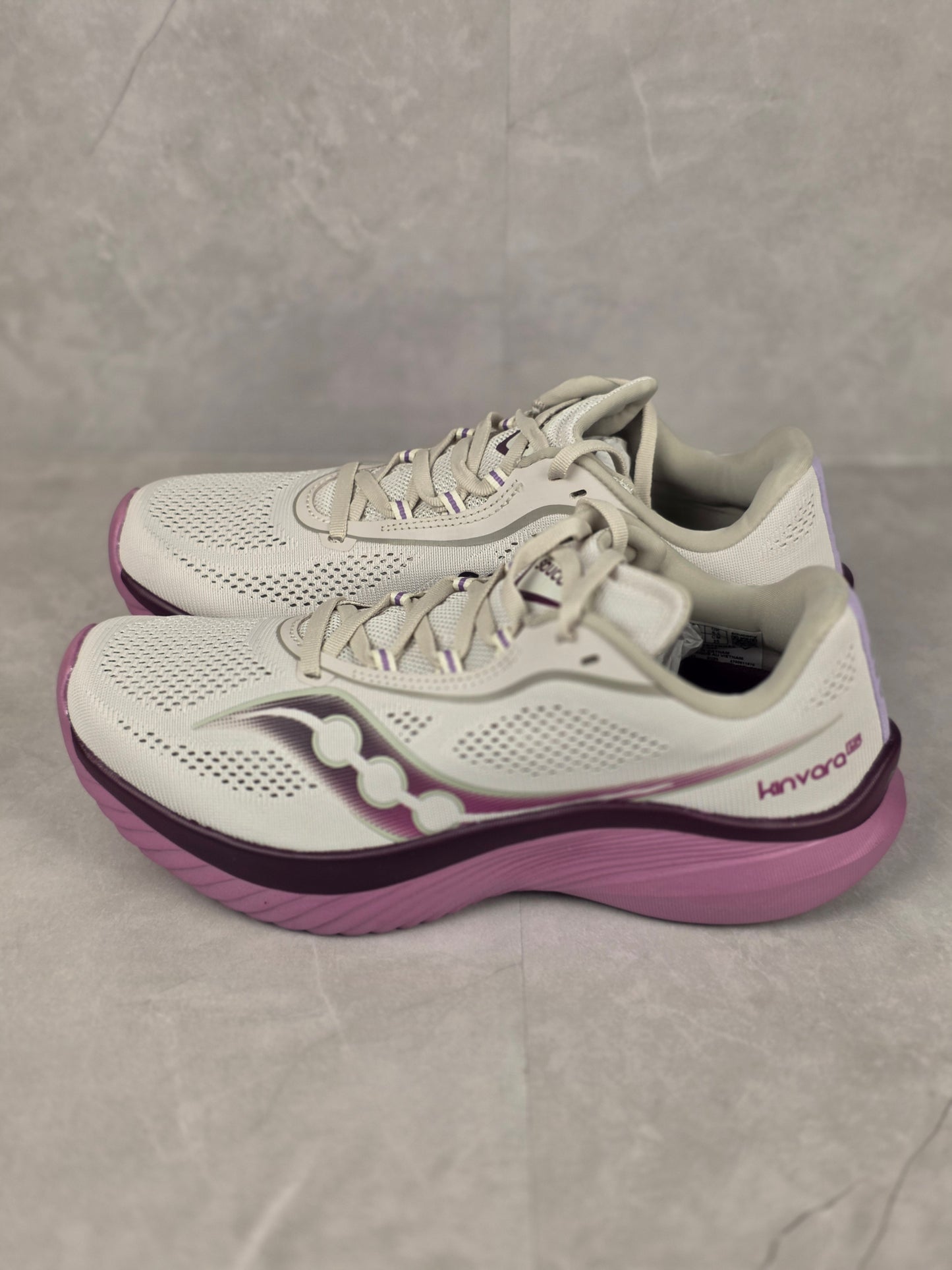Saucony