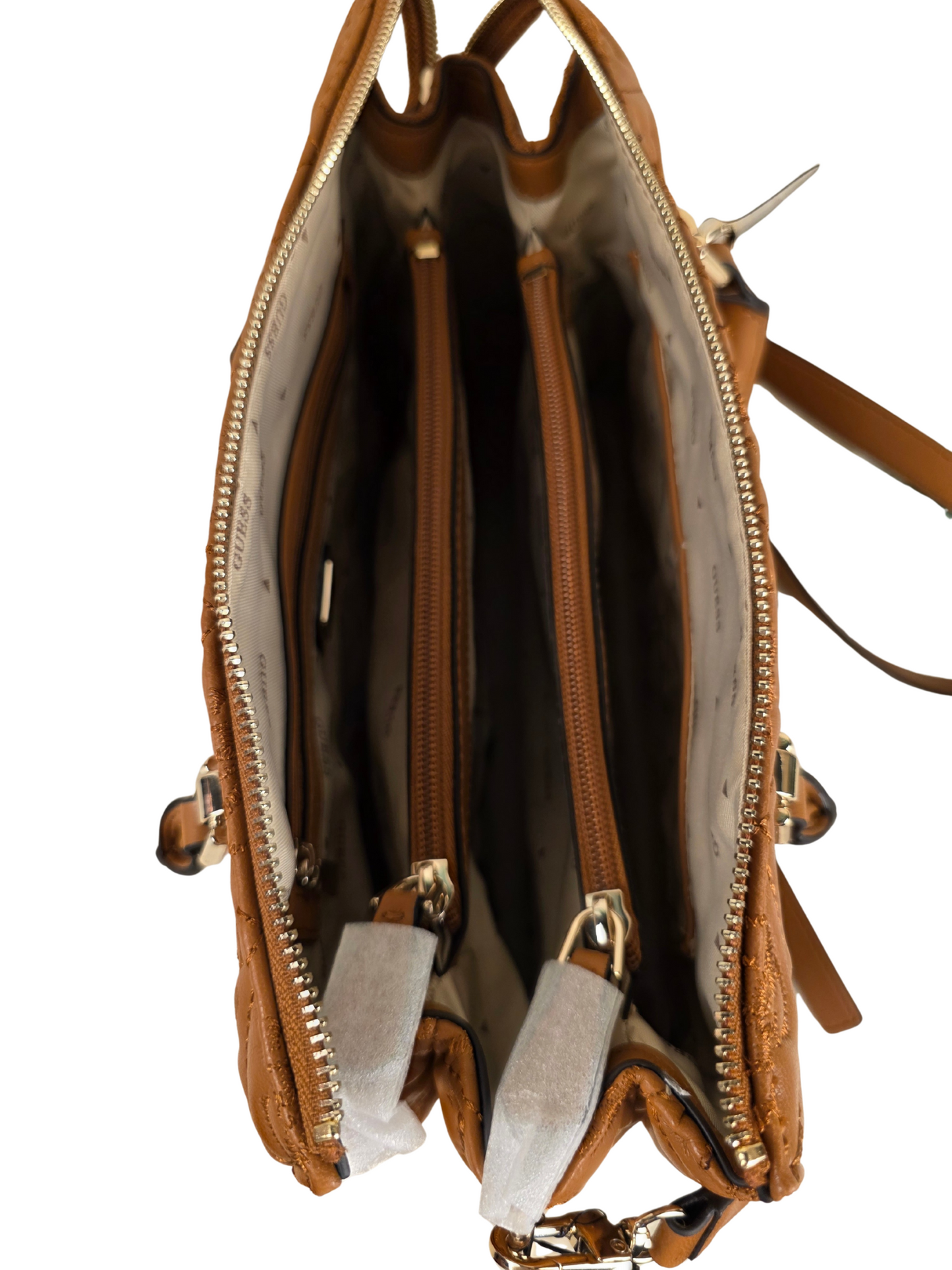 Elegant Guess Quilted Camel Handbag – Timeless Luxury